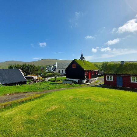 Turf House Cottage - Near Airport Mithvagur Bagian luar foto