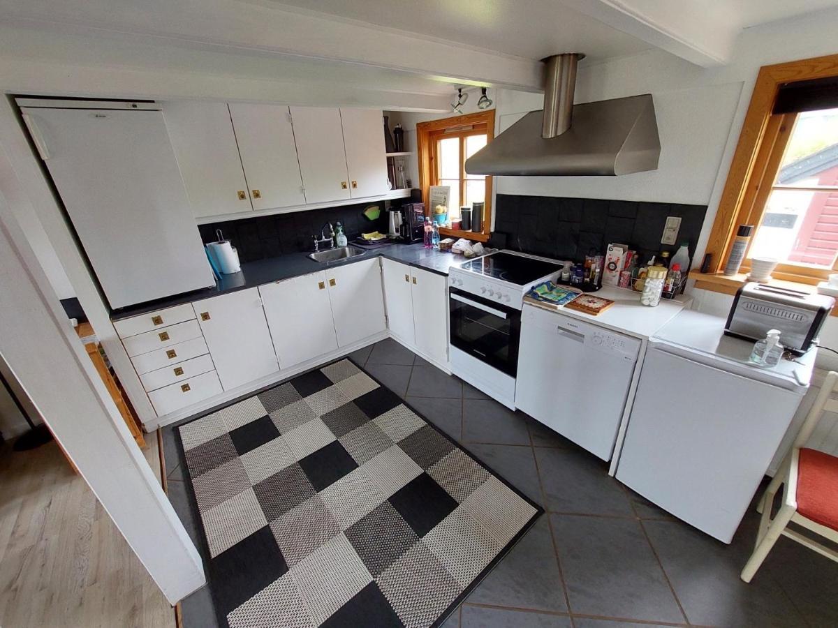 Turf House Cottage - Near Airport Mithvagur Bagian luar foto