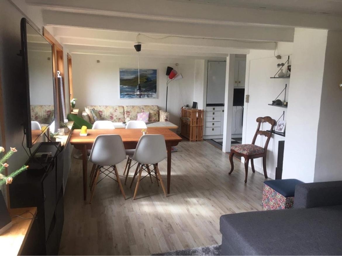 Turf House Cottage - Near Airport Mithvagur Bagian luar foto
