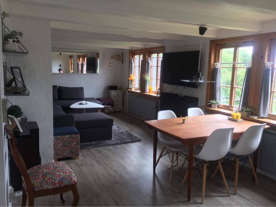 Turf House Cottage - Near Airport Mithvagur Bagian luar foto